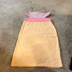 Body con, cut out midi dress.